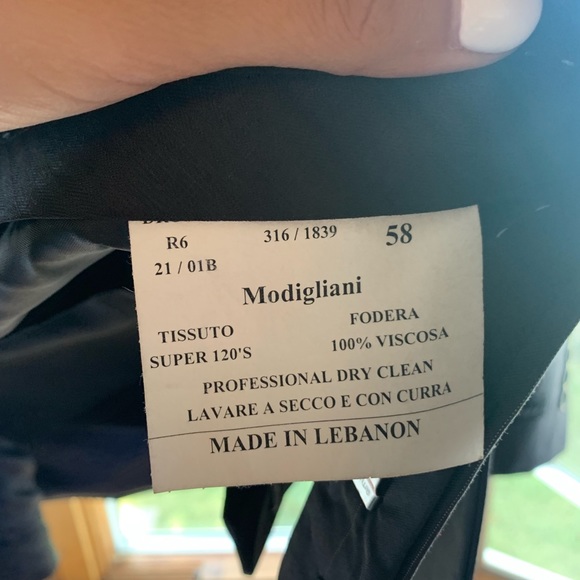 Brand new tags attached dark gray suit - Picture 4 of 4